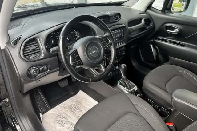 Jeep Renegade (2021) thumbnail 5