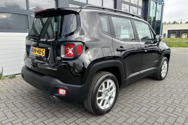 Jeep Renegade (2021) thumbnail 9