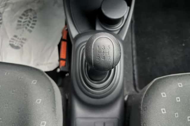 Toyota Yaris (2007) thumbnail 15