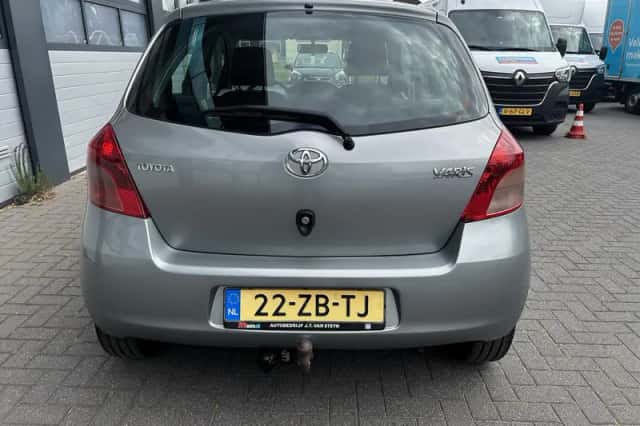 Toyota Yaris (2007) thumbnail 6