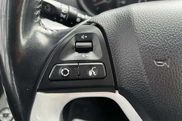 Kia Picanto (2015) thumbnail 13