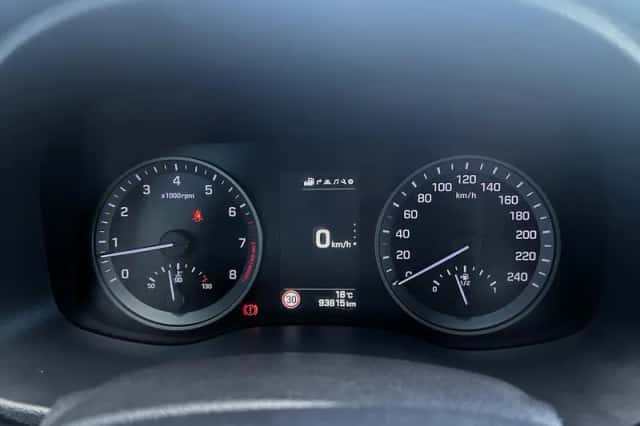 Hyundai Tucson (2018) thumbnail 12