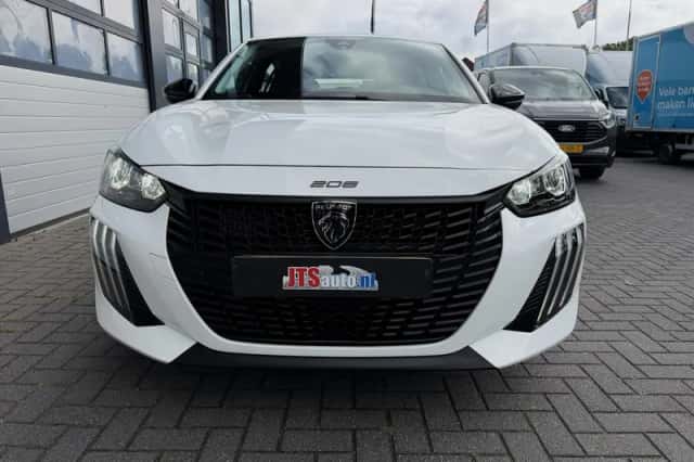 Peugeot 208 (2025) thumbnail 2