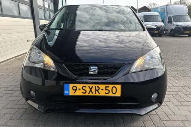 SEAT Mii (2013) thumbnail 2