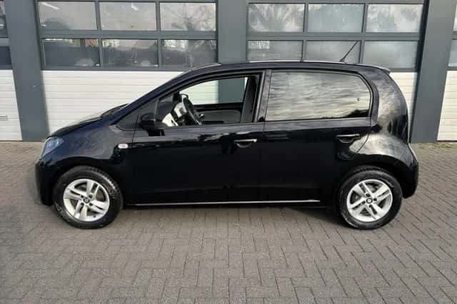 SEAT Mii (2013) thumbnail 3