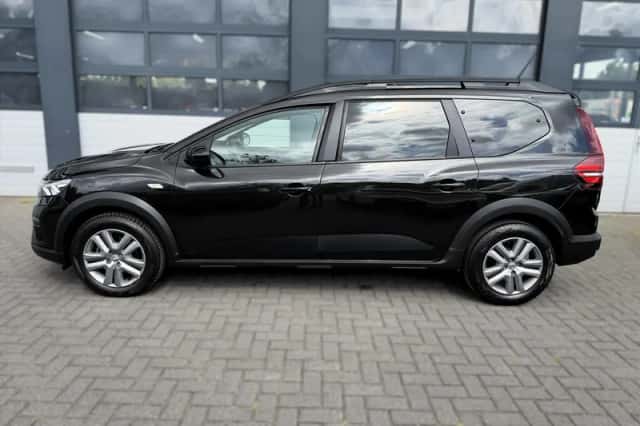Dacia Jogger (2022) thumbnail 3