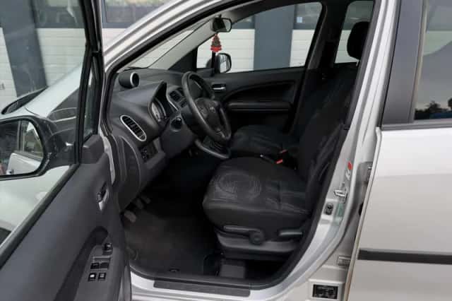 Opel Agila (2011) thumbnail 4