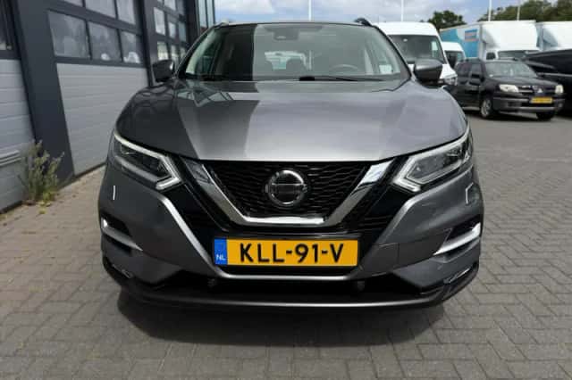 Nissan Qashqai (2019) thumbnail 2