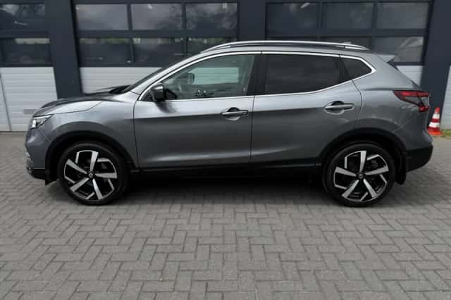 Nissan Qashqai (2019) thumbnail 3