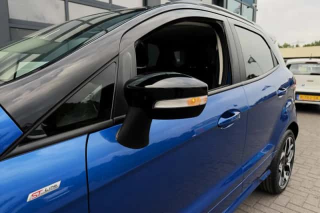 Ford EcoSport (2018) thumbnail 4