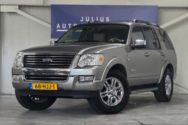 Ford Explorer (2008) thumbnail 1