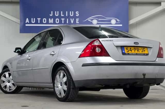 Ford Mondeo (2004) thumbnail 5