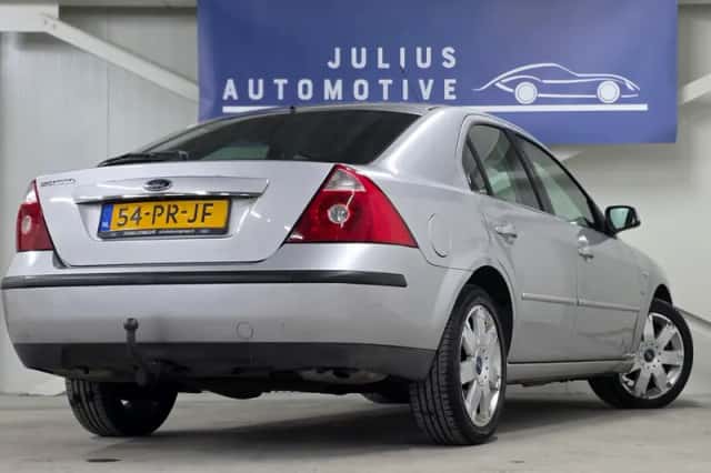 Ford Mondeo (2004) thumbnail 6