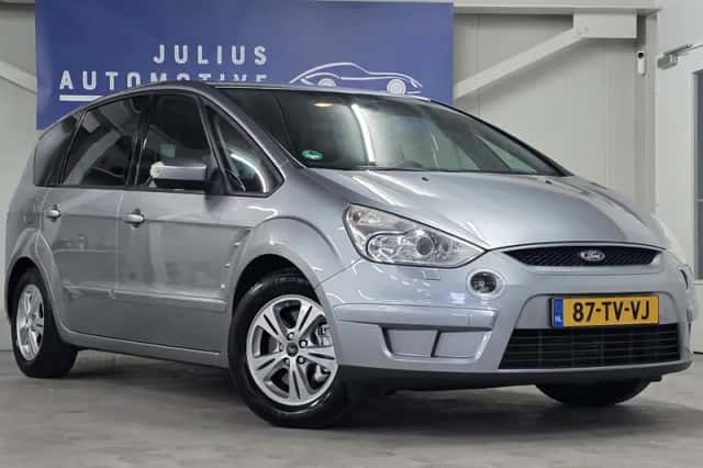 Ford S-Max (2007) thumbnail 2