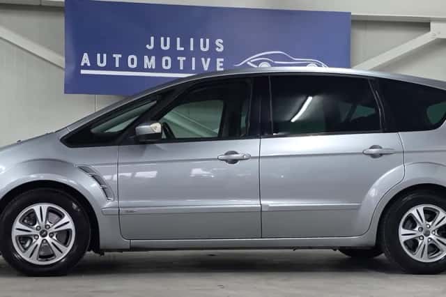 Ford S-Max (2007) thumbnail 3