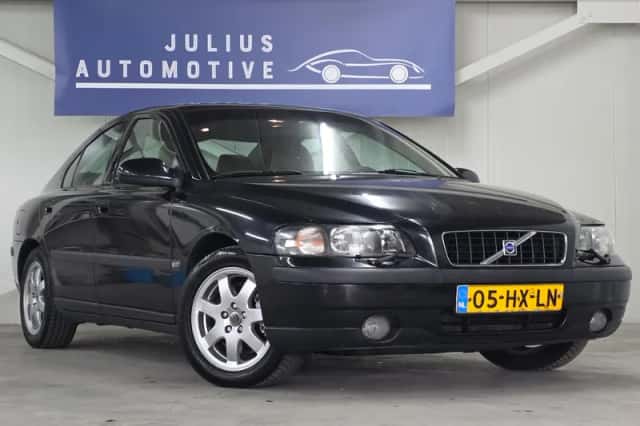 Volvo S60 (2002) thumbnail 2