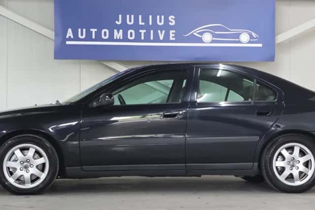 Volvo S60 (2002) thumbnail 3