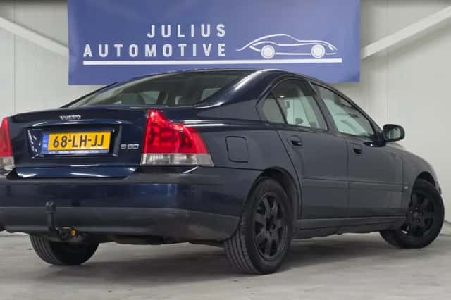 Volvo S60 (2003) thumbnail 6