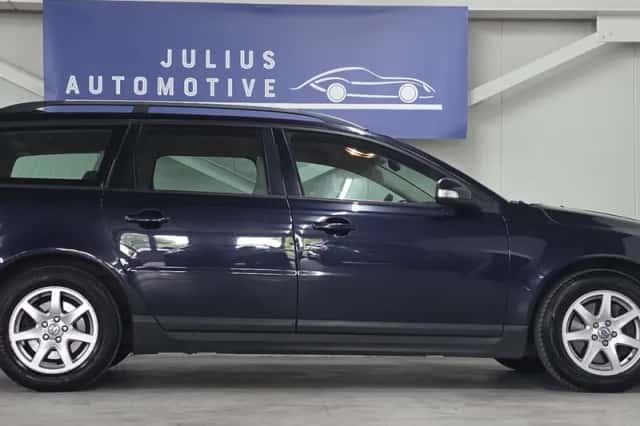 Volvo V70 (2008) thumbnail 4