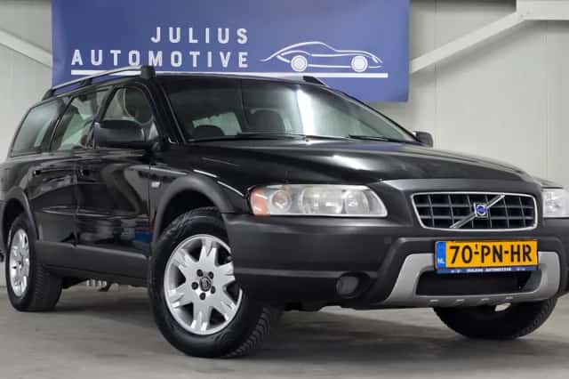 Volvo XC70 (2004) thumbnail 2