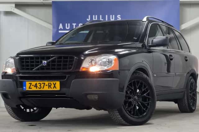 Volvo XC90 (2005) thumbnail 1