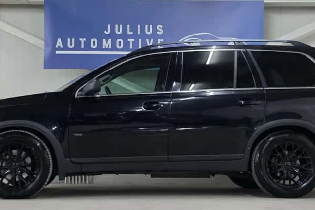 Volvo XC90 (2005) thumbnail 3