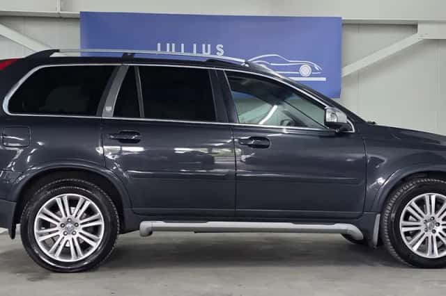 Volvo XC90 (2010) thumbnail 4
