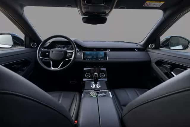 Land Rover Rover (2024) thumbnail 4