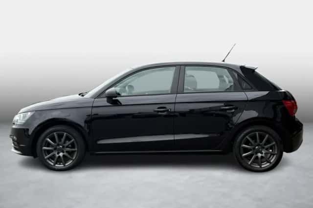Audi A1 (2013) thumbnail 5