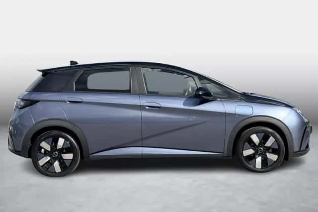 BYD Dolphin (2023) thumbnail 6
