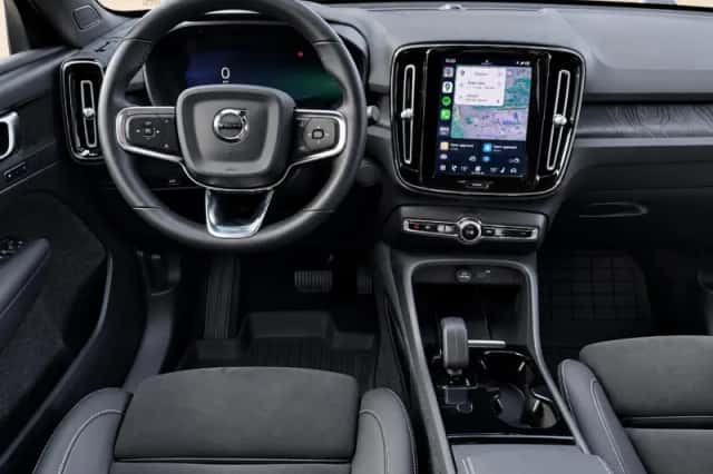 Volvo C40 (2022) thumbnail 4