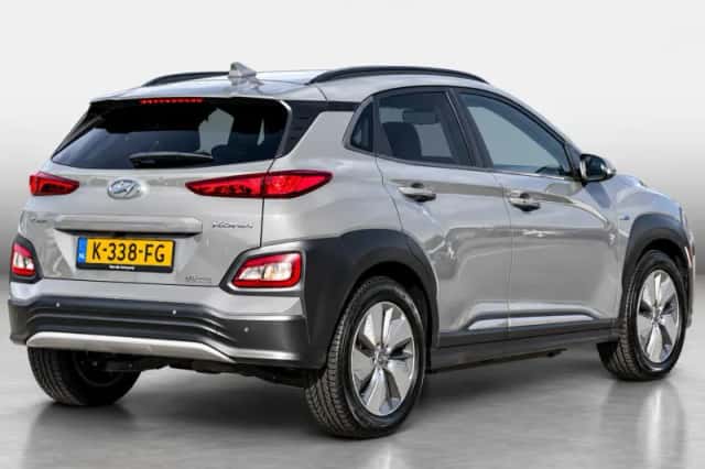 Hyundai Kona (2021) thumbnail 5