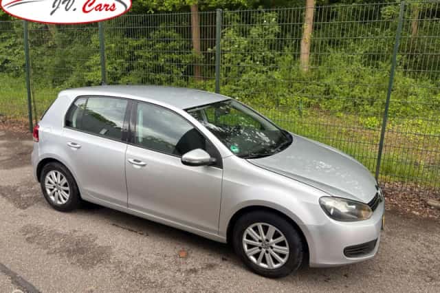 Volkswagen Golf (2012) thumbnail 5