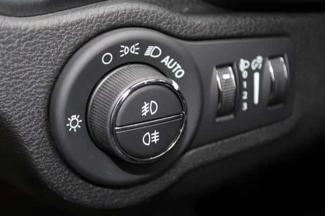 Fiat 500X (2023) thumbnail 24
