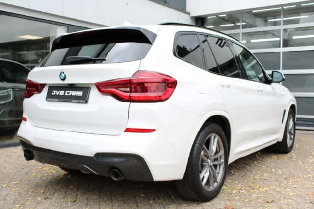 BMW X3 (2021) thumbnail 8