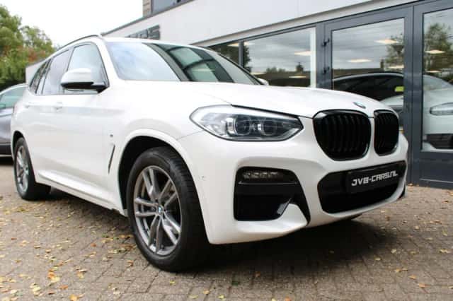 BMW X3 (2021) thumbnail 9