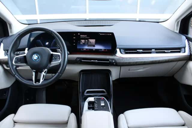 BMW 2-Serie (2023) thumbnail 2