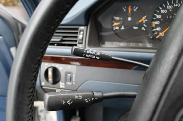 Mercedes-Benz E-Klasse (1993) thumbnail 22