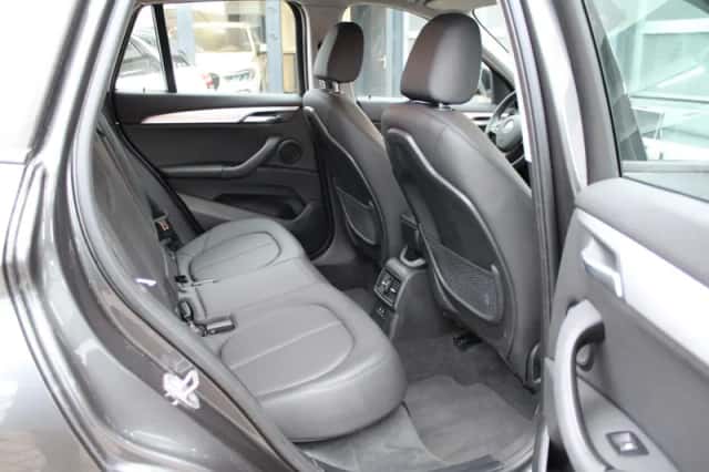 BMW X1 (2022) thumbnail 13