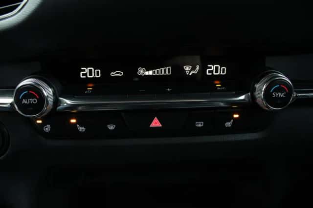 Mazda CX-30 (2023) thumbnail 25