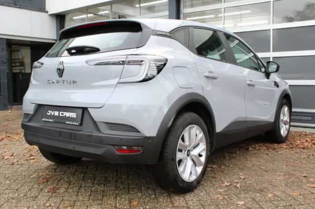 Renault Captur (2025) thumbnail 9