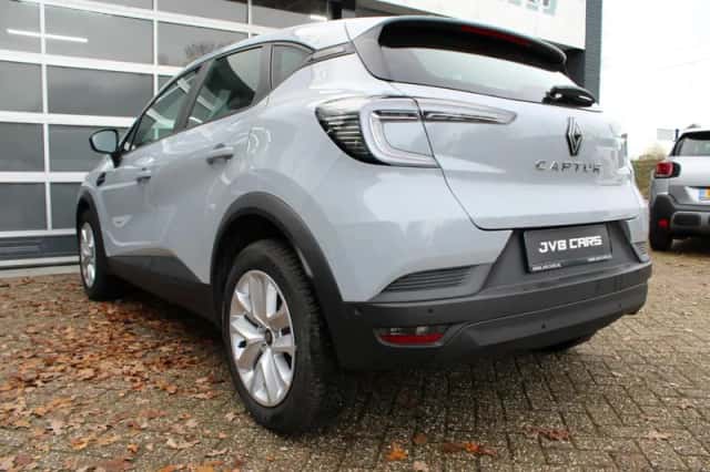 Renault Captur (2025) thumbnail 10