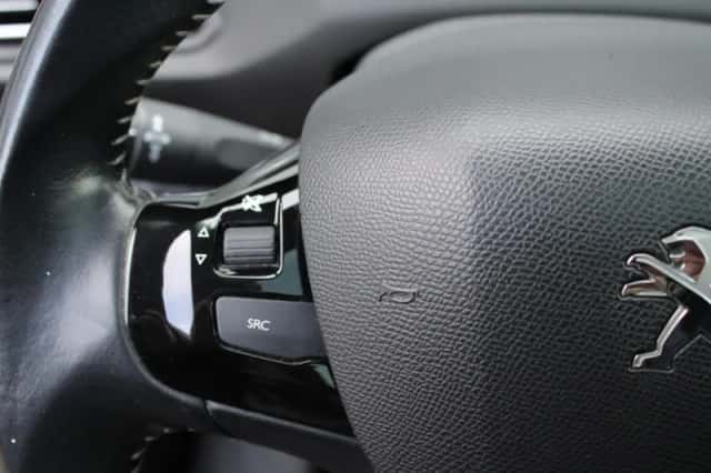 Peugeot 308 (2019) thumbnail 21