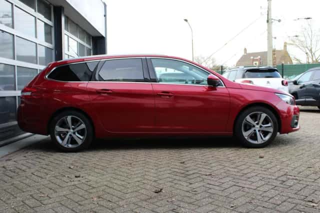 Peugeot 308 (2019) thumbnail 5