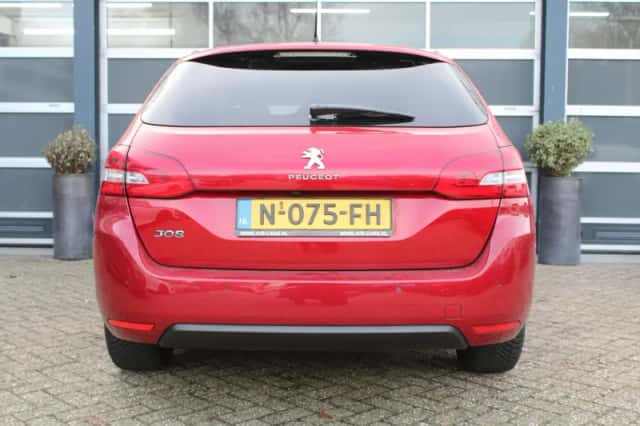 Peugeot 308 (2019) thumbnail 9