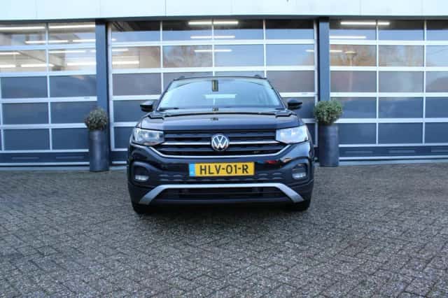 Volkswagen T-Cross (2023) thumbnail 3