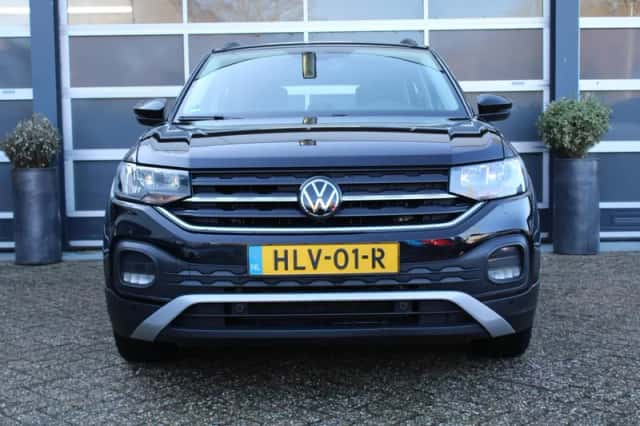Volkswagen T-Cross (2023) thumbnail 4