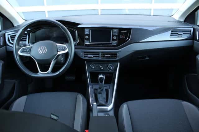 Volkswagen Polo (2023) thumbnail 4