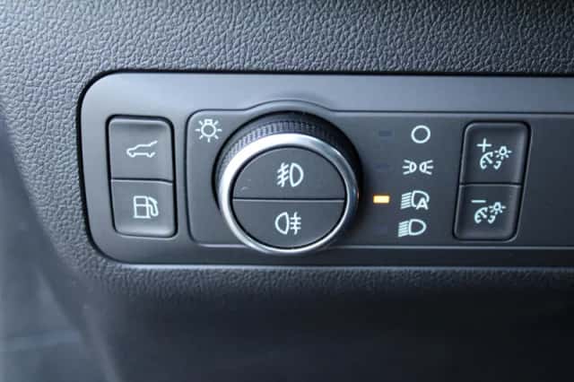 Ford Kuga (2023) thumbnail 28