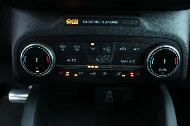 Ford Kuga (2023) thumbnail 31